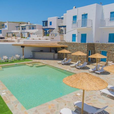 Ostria Hotel & Apartments Gavrio Exterior photo