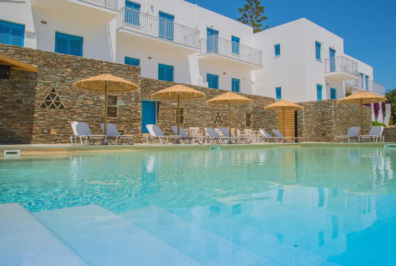 Ostria Hotel & Apartments Gavrio Exterior photo