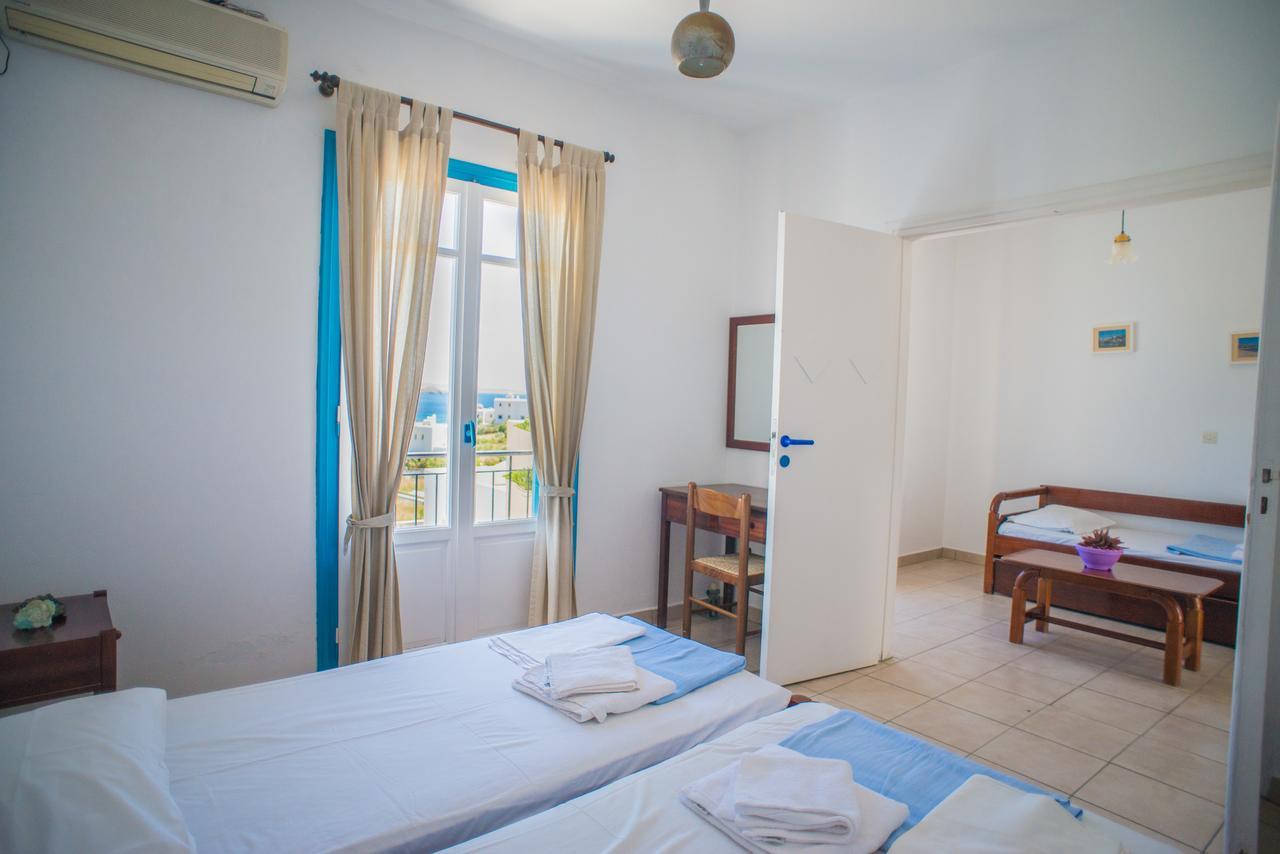 Ostria Hotel & Apartments Gavrio Exterior photo