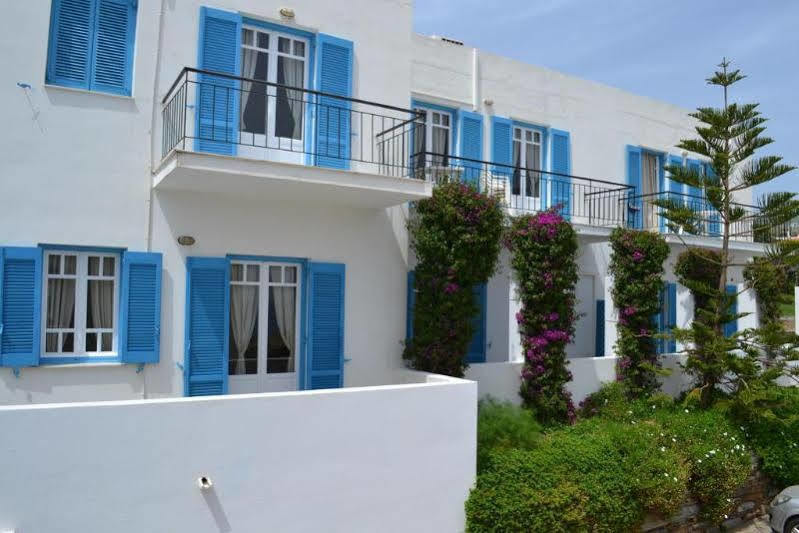 Ostria Hotel & Apartments Gavrio Exterior photo